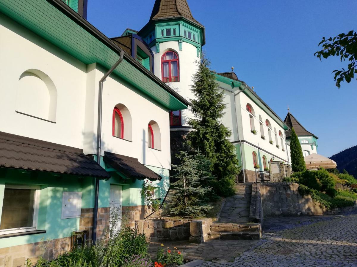 Hotel Zlaty Orel Ostravice Exteriör bild