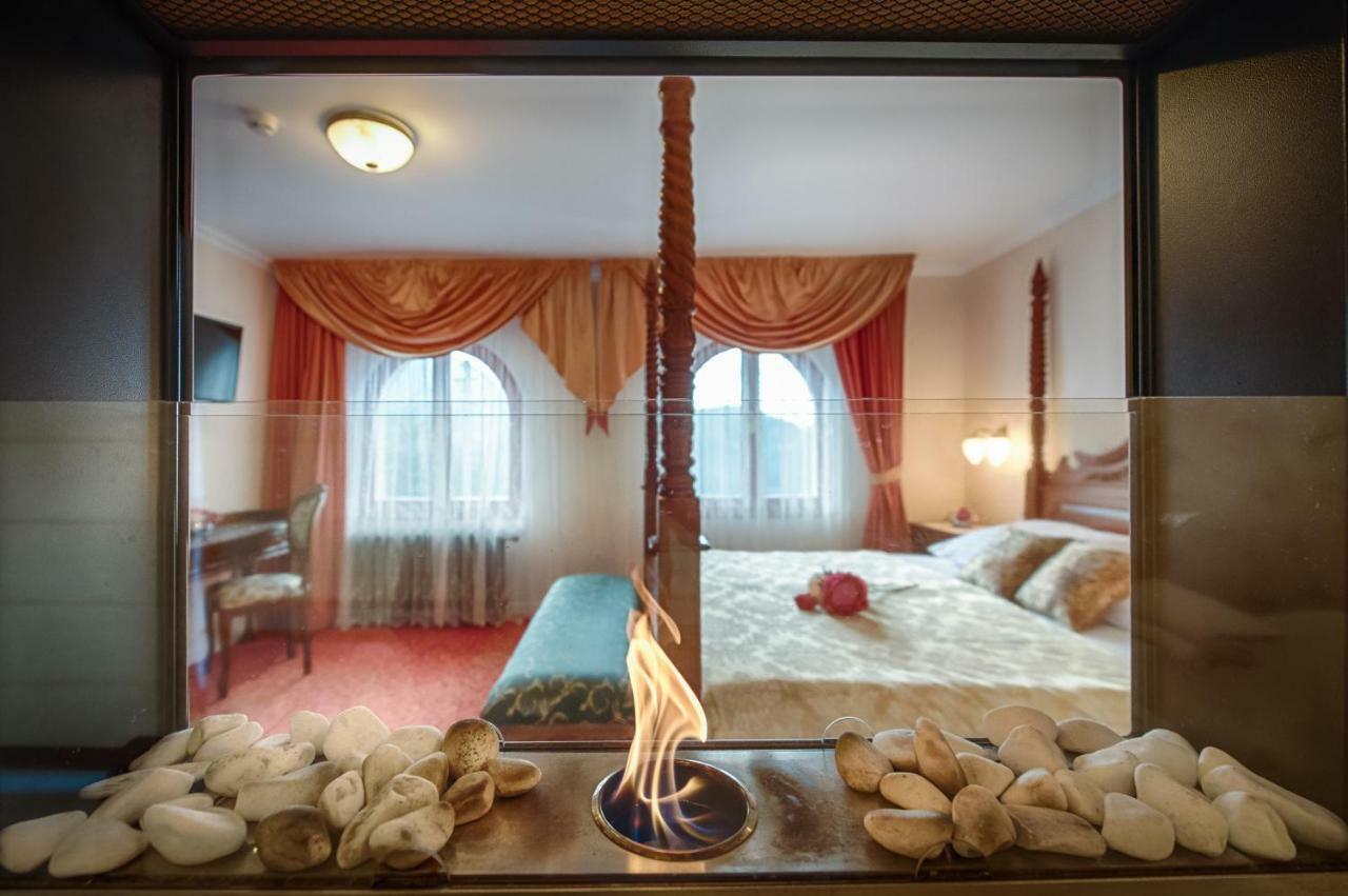 Hotel Zlaty Orel Ostravice Exteriör bild