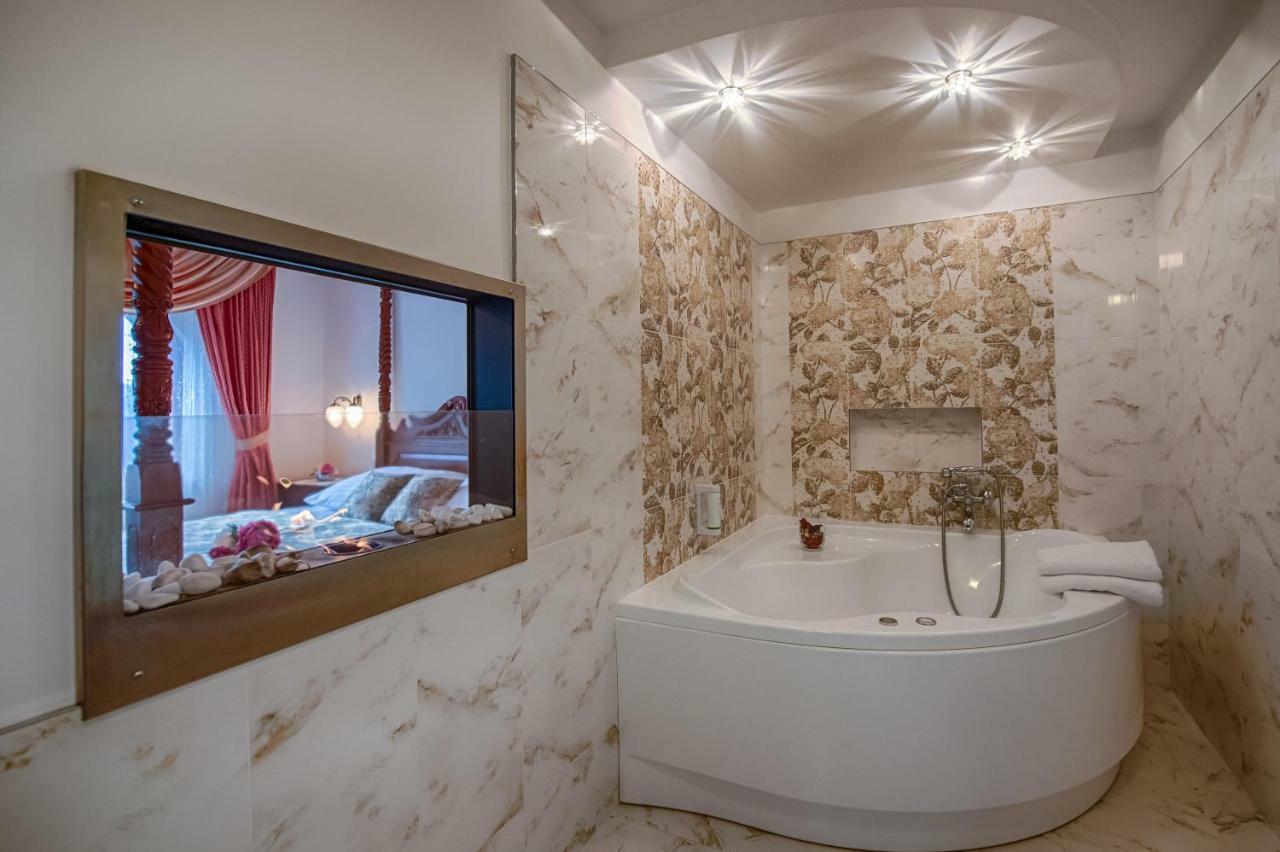 Hotel Zlaty Orel Ostravice Exteriör bild