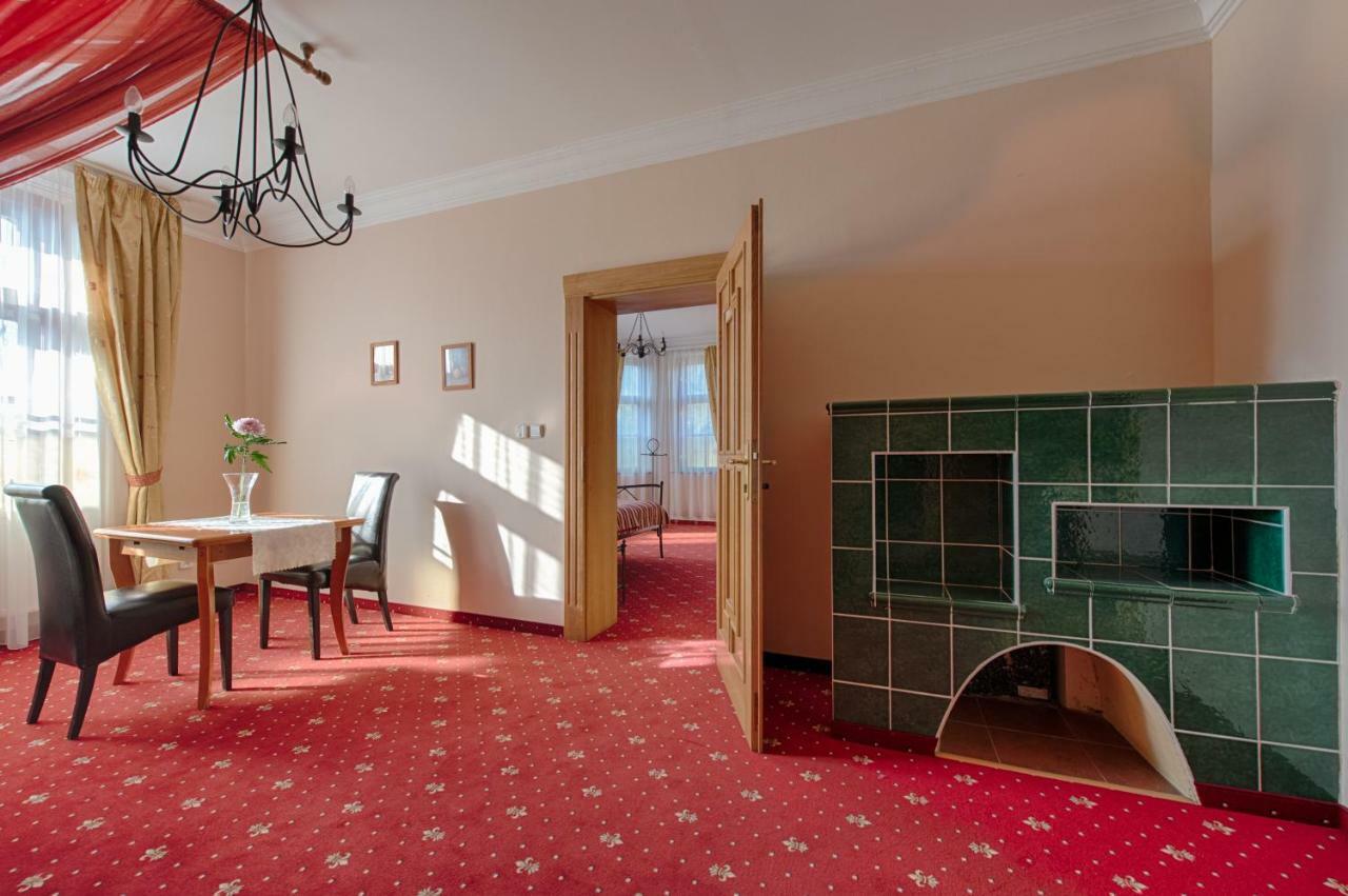 Hotel Zlaty Orel Ostravice Exteriör bild
