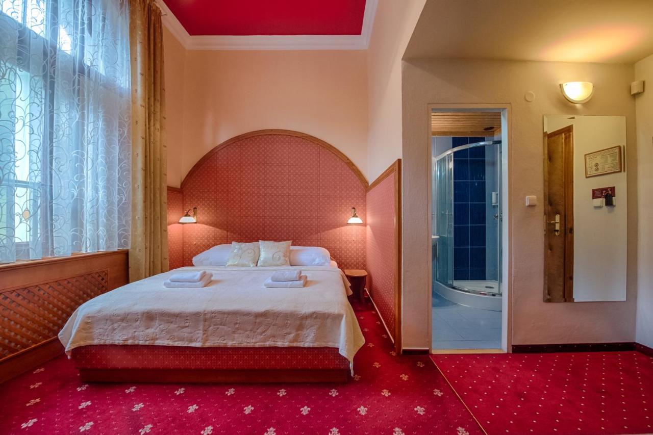 Hotel Zlaty Orel Ostravice Exteriör bild